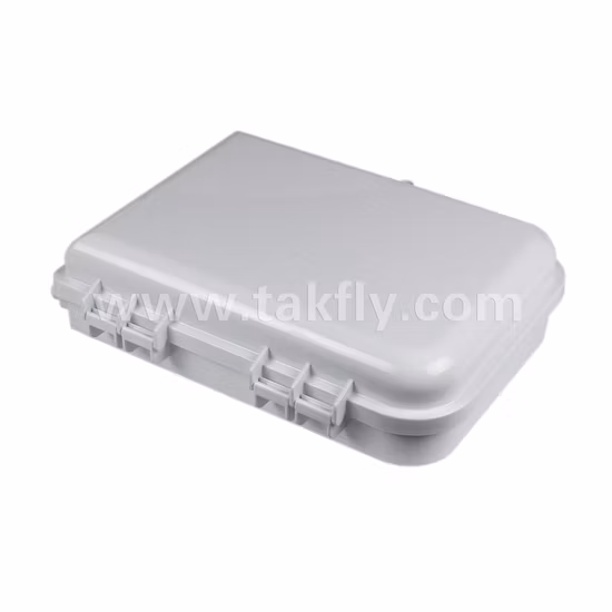 Boîte d'épissure/terminaison de fibre optique à 16 cœurs avec queue de cochon et adaptateur à l'intérieur